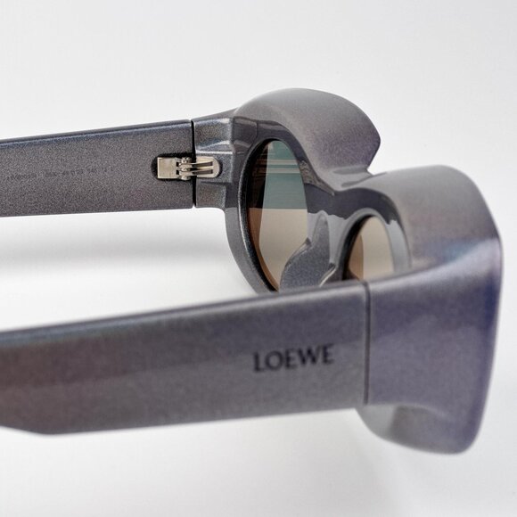 Loewe Paula’s Ibiza LW40033I Sunglasses – Metallic Grey Silver | Model LW40033I - Picture 8 of 11